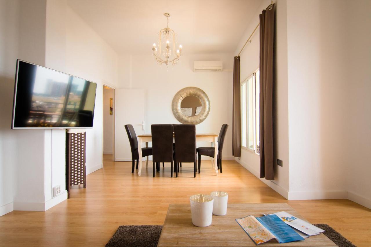 Holidays2Malaga Terraza & Junto Puerto Deportivo المظهر الخارجي الصورة