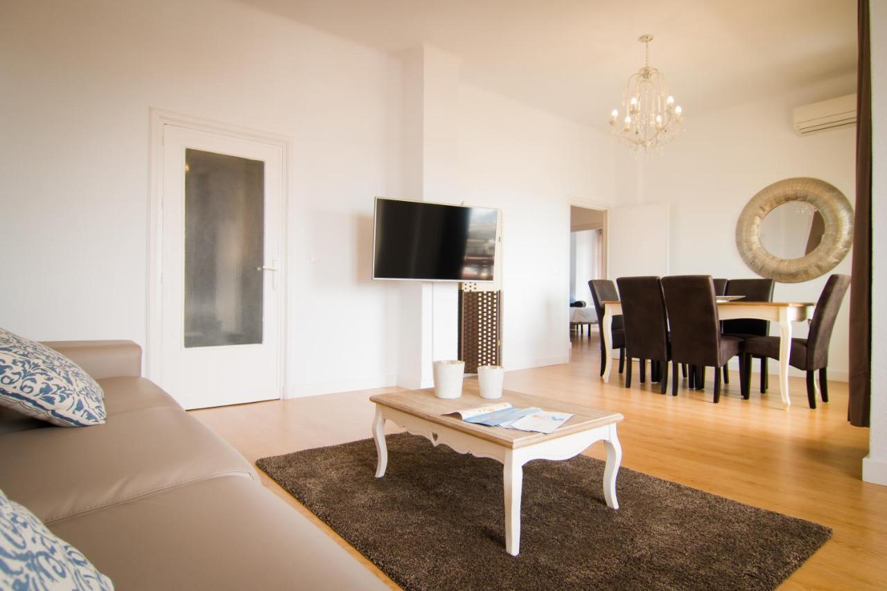 Holidays2Malaga Terraza & Junto Puerto Deportivo المظهر الخارجي الصورة