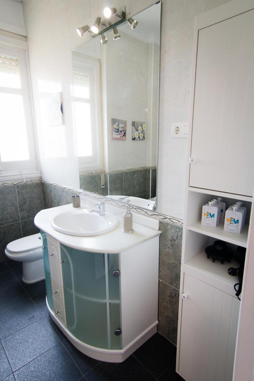 Holidays2Malaga Terraza & Junto Puerto Deportivo المظهر الخارجي الصورة